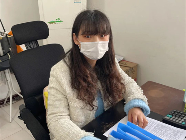 榜樣力量｜精誠嚴細，財務辦陳閃擔當有為